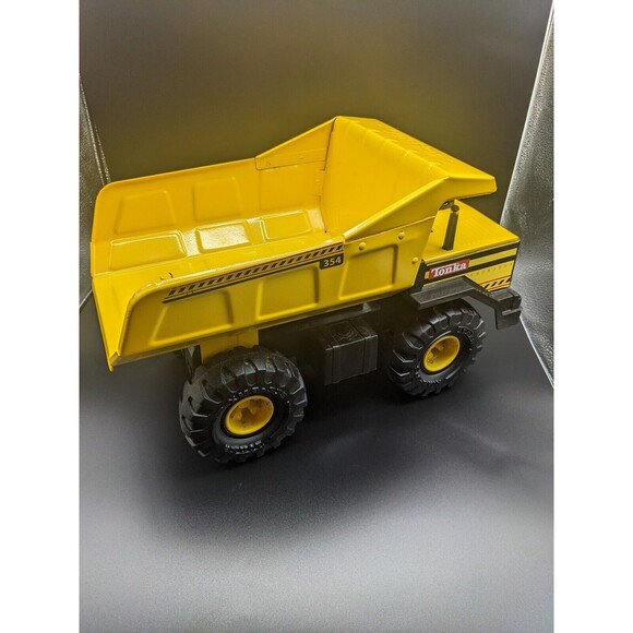 Tonka 354 Yellow Metal Dump Truck Hasbro 2012 #93918 Excellent Condition - Picture 6 of 7